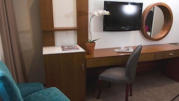 Apollo Hotel