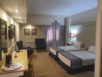 Apollo Hotel
