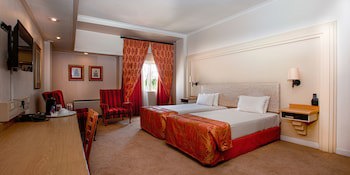 Apollo Hotel