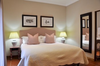 African Hills Safari Lodge & Spa