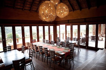 African Hills Safari Lodge & Spa