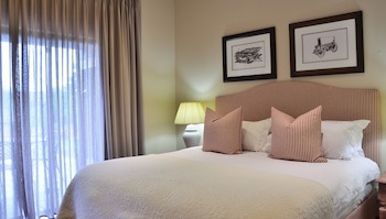 African Hills Safari Lodge & Spa