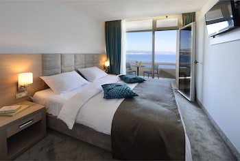 Grand Hotel Adriatic Ii