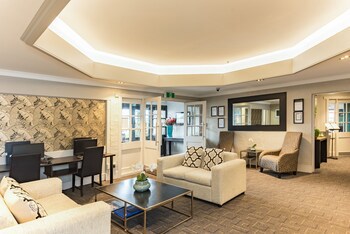 Suncourt Hotel & Conference Centre