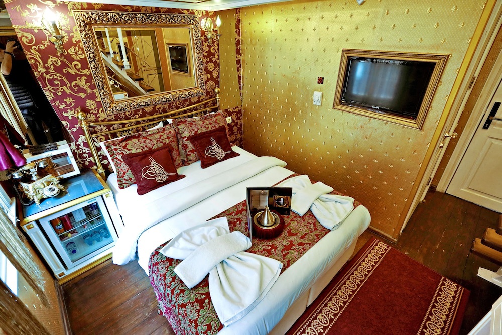 Sultan Tughra Hotel