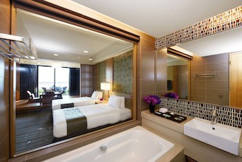 Fullon Hotel Tamsui Fisherman's Wharf