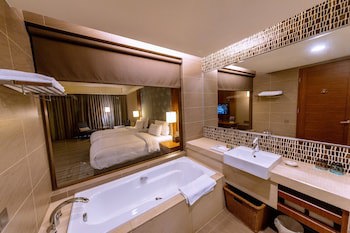 Fullon Hotel Tamsui Fisherman's Wharf