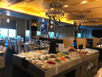 Fullon Hotel Tamsui Fisherman's Wharf