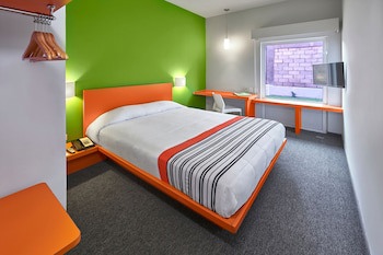 City Express Junior By Marriott Toluca Aeropuerto