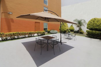 City Express Junior By Marriott Toluca Aeropuerto