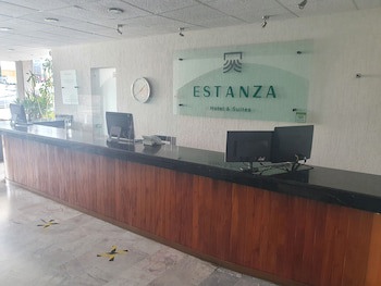 Estanza Hotel & Suites