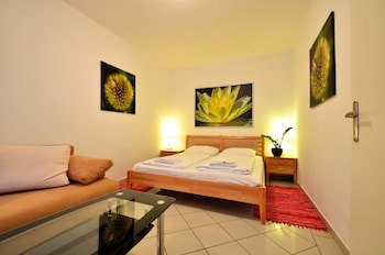 Ajo Vienna Garden - Contactless Check-In