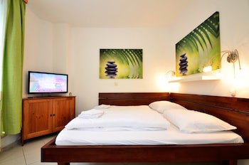 Ajo Vienna Garden - Contactless Check-In