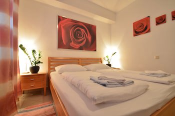 Ajo Vienna Garden - Contactless Check-In