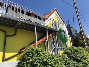 Ajo Vienna Garden - Contactless Check-In