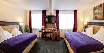 Hotel Famosa galeri fotoğrafı