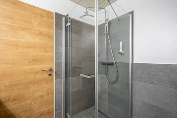 Reinisch Just Rooms