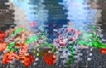 Tranquilla River Lodge - Adults Only