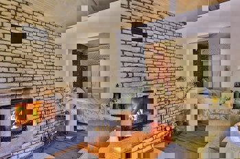 Tranquilla River Lodge - Adults Only