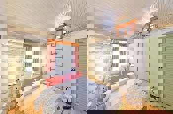 Tranquilla River Lodge - Adults Only