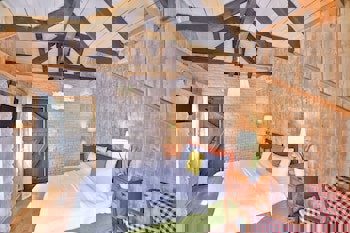 Tranquilla River Lodge - Adults Only