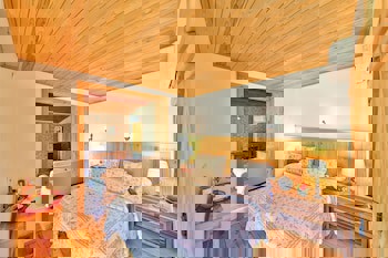 Tranquilla River Lodge - Adults Only