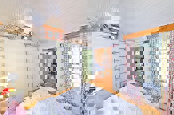 Tranquilla River Lodge - Adults Only