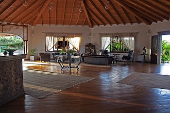 Ocean Beach Resort& Spa Aston Collection Hotels