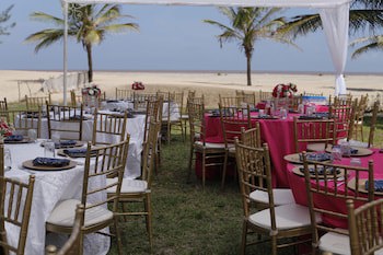 Ocean Beach Resort& Spa Aston Collection Hotels