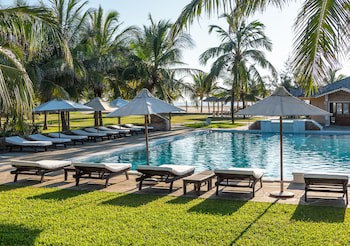Ocean Beach Resort& Spa Aston Collection Hotels