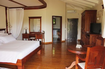 Ocean Beach Resort& Spa Aston Collection Hotels