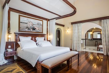 Ocean Beach Resort& Spa Aston Collection Hotels