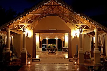 Ocean Beach Resort& Spa Aston Collection Hotels