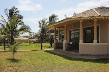 Ocean Beach Resort& Spa Aston Collection Hotels