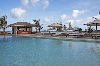 Ocean Beach Resort& Spa Aston Collection Hotels