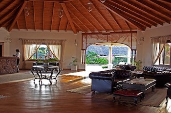 Ocean Beach Resort& Spa Aston Collection Hotels