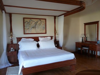 Ocean Beach Resort& Spa Aston Collection Hotels
