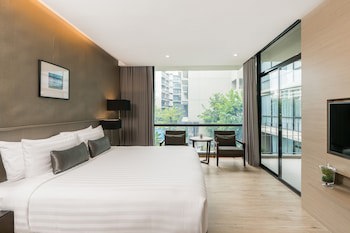 Altera Hotel And Residence
