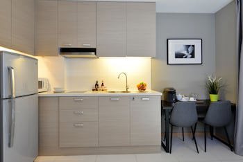 Altera Hotel And Residence