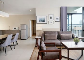 Altera Hotel And Residence
