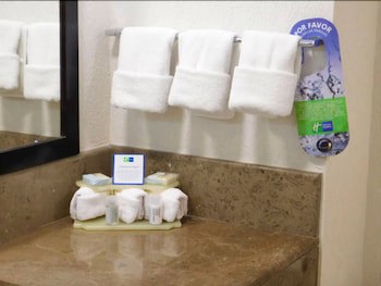 Holiday Inn Express Tuxtla Gutierrez La Marimba, An Ihg Hotel