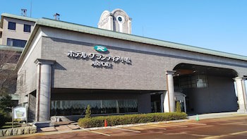Route Inn Grantia Komatsu Airport