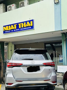 Dg Budget Hotel Salem