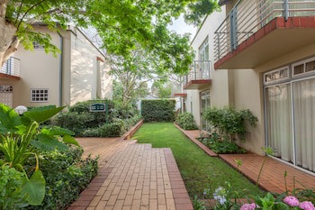 Courtyard Hotel Arcadia