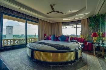 Abc Hotel