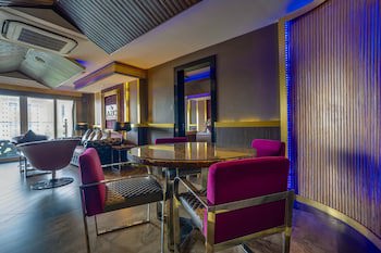 Abc Hotel