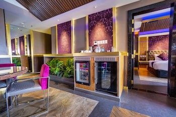 Abc Hotel