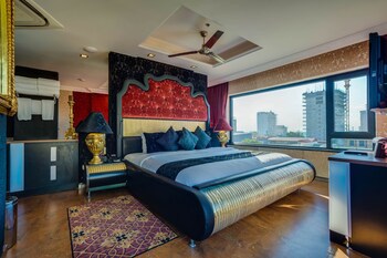 Abc Hotel