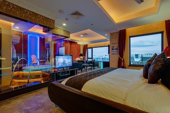 Abc Hotel