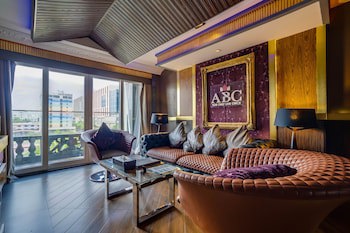 Abc Hotel